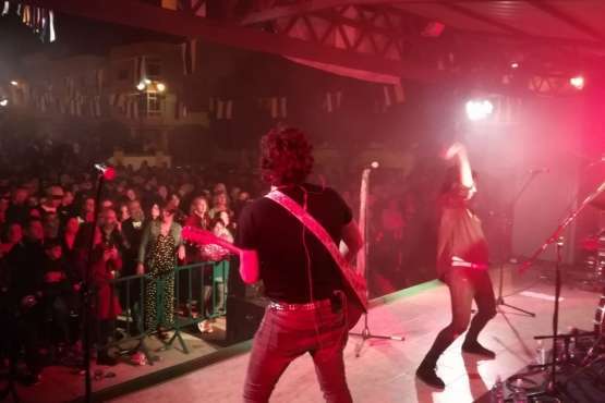 Éxito de organización y público del XI Concierto de Pop-Rock y Noche de Humor (Foto TA y José Antonio Sosa )