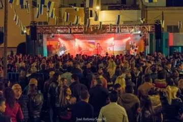 Éxito de organización y público del XI Concierto de Pop-Rock y Noche de Humor (Foto TA y José Antonio Sosa )