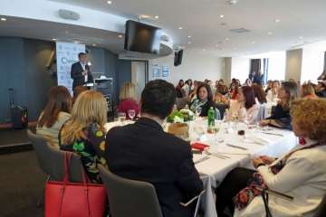 La alcaldesa de Telde, en un encuentro de Charter 100 con el presidente Clavijo (Foto Acfi Press y TA)