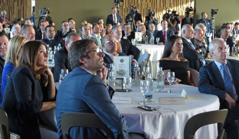 La alcaldesa de Telde, entre los invitados al acto (Foto TA)