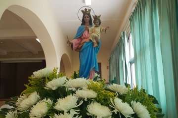 Talla pequeña de María Auxiliadora que saldrá en la procesión del Rosario de la Aurora este 254 de mayo en Telde (Foto Francisco Javier Santana)