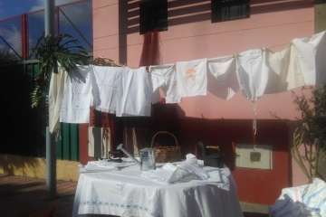El Roque Azucarero celebra el Día de Canarias en plena calle (Foto Francisco Javier Santana y TA)