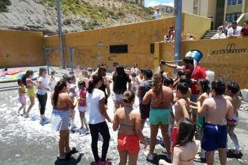 Jinámar se adelanta al verano (Foto AC Creando mundo en Jinámar)