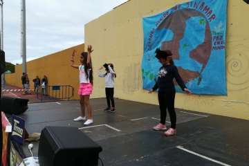 Jinámar se adelanta al verano (Foto AC Creando mundo en Jinámar)