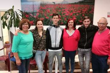 La parranda de El Roque Azucarero se vuelca con los ancianos (Foto TA)