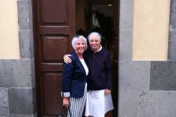 La parranda de El Roque Azucarero se vuelca con los ancianos (Foto TA)