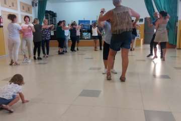 Puertas abiertas en la AV Punto y Seguido de La Garita (Foto TA)