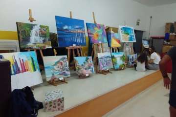 Puertas abiertas en la AV Punto y Seguido de La Garita (Foto TA)