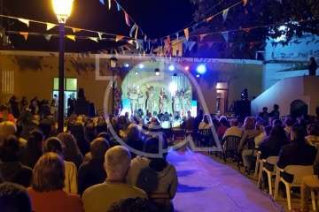 Drag Aruba, primera reinona que se encumbra en La Breña (Foto Francisco Javier Santana)