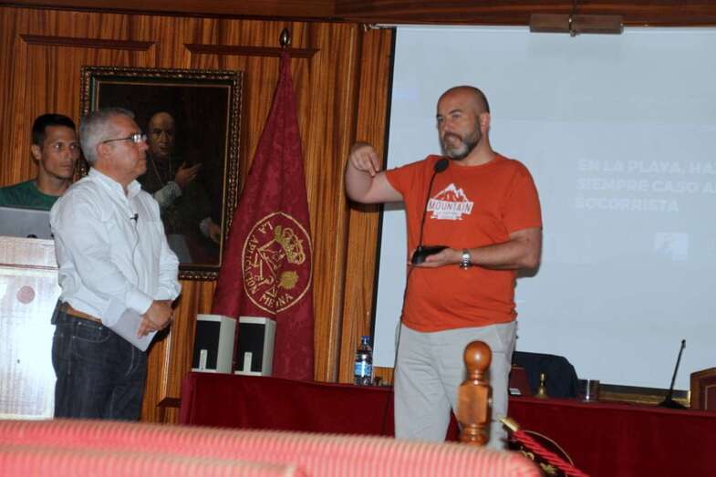 Momento del testimonio del periodista Miguel Noya (Foto Jesús Ruiz Mesa)