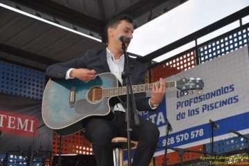 Las Huesas y Marpequeña ya están en fiestas (Foto TF y TA)