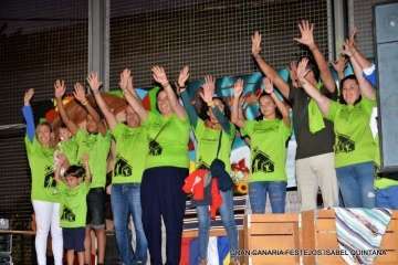 Pregón y reconocimiento a reporteros gráficos en Lomo Cementerio (Foto Isabel Quintana y TF)