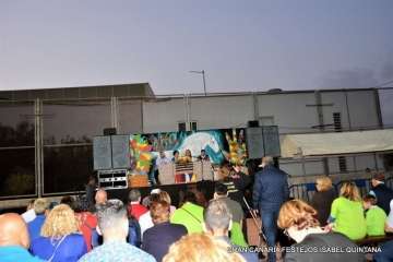 Pregón y reconocimiento a reporteros gráficos en Lomo Cementerio (Foto Isabel Quintana y TF)
