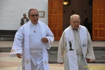 El Valle de los Nueve Bajo procesiona a su patrona (Foto TF)