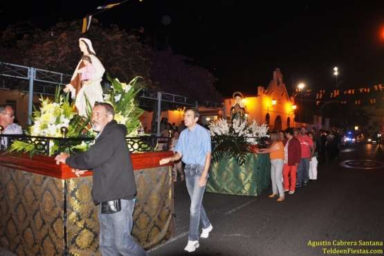 El Valle de los Nueve Bajo procesiona a su patrona (Foto TF)