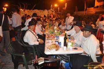 Lomo Magullo celebra su VII Noche de Tradiciones (Foto TA y TF)