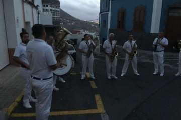Diana floreada por las calles de Lomo Magullo y Valle de los Nueve (Foto TA)