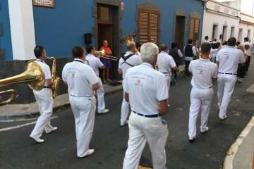 Diana floreada por las calles de Lomo Magullo y Valle de los Nueve (Foto TA)