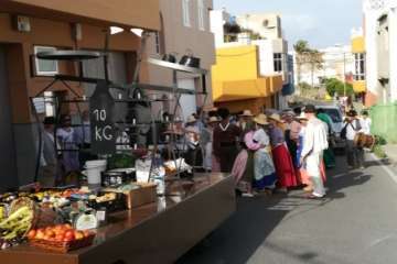 Romería-ofrenda en La Viña (Foto TA)