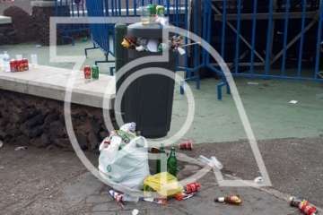 Melenara amanece sucia y maloliente (Foto TA)