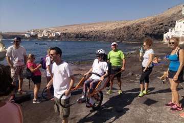 Senderismo sin barreras por la costa de Telde (Foto TA)