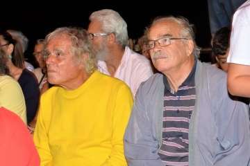 La playa de Ojos de Garza se pone en fiestas con un pasacalles y el pregón de Juan Antonio Peña (Foto TA e Isabel Quintana)