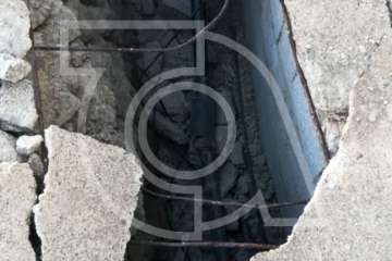 Peligroso boquete a las puertas del colegio de Lomo Magullo (Foto TA)