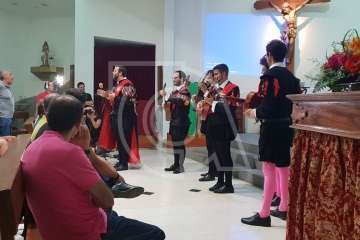 Las nietas del belenista fallecido Manuel Sánchez ponen en valor su obra (Foto TA y TF)