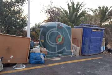 Piletillas, máster en incivismo (Foto TA)