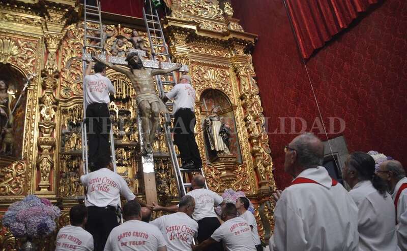 Imagen de la subida del Santo Cristo de Telde, este sábado (Foto TA)