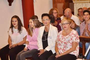 Bajada de los patronos y pregón en Cazadores (Foto TA)