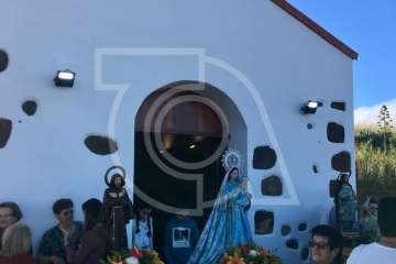 Bajada de los patronos y pregón en Cazadores (Foto TA)