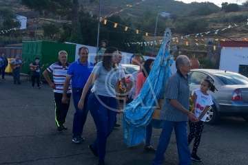 Bajada de los patronos y pregón en Cazadores (Foto TA)