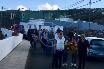 Bajada de los patronos y pregón en Cazadores (Foto TA)