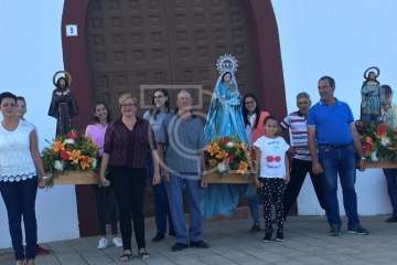 Bajada de los patronos y pregón en Cazadores (Foto TA)