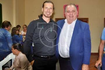 Bajada de los patronos y pregón en Cazadores (Foto TA)