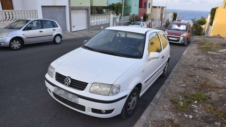 Vehículo donde vive el enfermo mental (Foto C7)