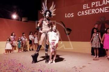 Fabiola Armas da el pistoletazo de salida a las fiestas de Caserones Altos (Foto TA)