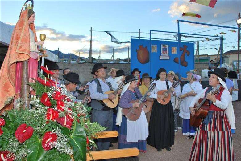 El barrio vive este fin de semana sus fiestas (Foto TA)