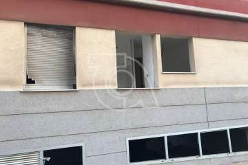 Edificio abandonado en el sector de Picachos, cerca de la Rambla Pedro Lezcano (Foto TA)