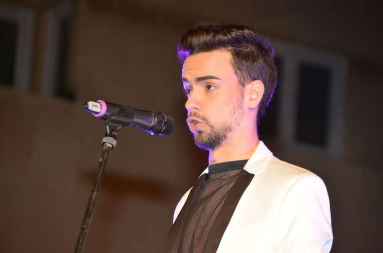 José David Batista durante su interpretación (Foto TA)