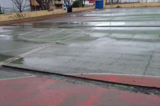 Deportes deja a medias las obras de arreglo de la cancha de Caserones Altos (Foto TA)