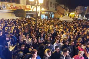 Los Llanos rebosa con los conciertos de Charcojondo y Vega Life (Foto Francisco Javier Santana y Antonio Alí)