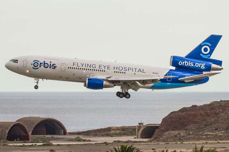 Imagen de la aeronave poco antes de tomar tierra en el Aeropuerto de Gran Canaria (Foto Antonio Rodríguez)