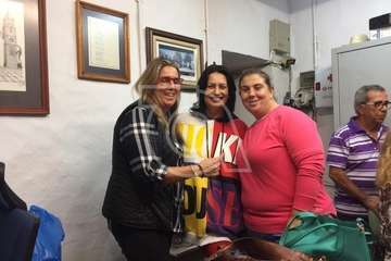 Merienda benéfica en El Casino de Telde para contribuir con la campaña de juguetes  (Foto TA)