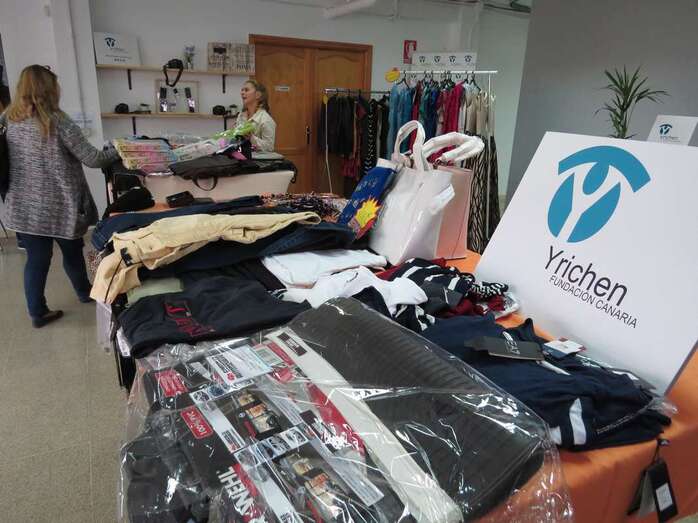 Imagen del mercadillo solidario que se montó en las instalaciones de Yrichen en La Pardilla (Foto Acfi Press)