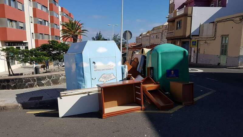 Hay vecinos que depositan los enseres fuera de la fecha señalada (Foto TA)