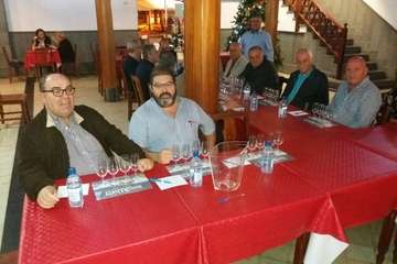 El Casino cata el ron La Aldea de La Palma (Foto TA)