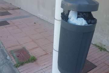 La Hoyeta reclama limpieza para sus jardines y calles (Foto TA)