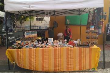  Mercadillo solidario en Las Huesas hasta las 19 horas de este sábado (Foto TA)